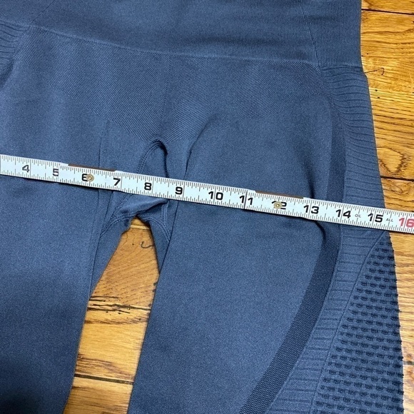 Zyia Activewear New/other Leggings Gray Seamless Perforated Womens Size Medium - Picture 11 of 11